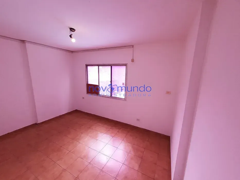 Two-bedroom apartment with balcony and 1 parking spot — photo 10
