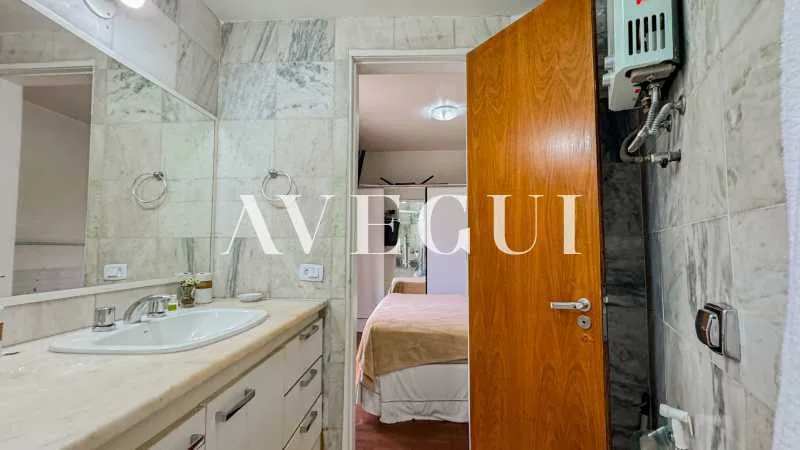 Furnished 180 m² apartment with 2 bedrooms and balcony — photo 10