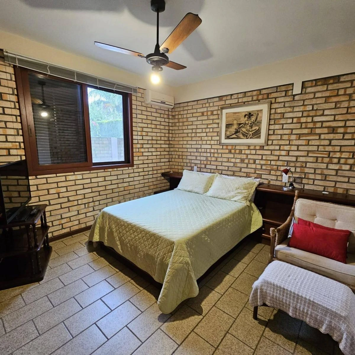 Стиральная машина и 4 спальни: дом 280 м² — photo 33