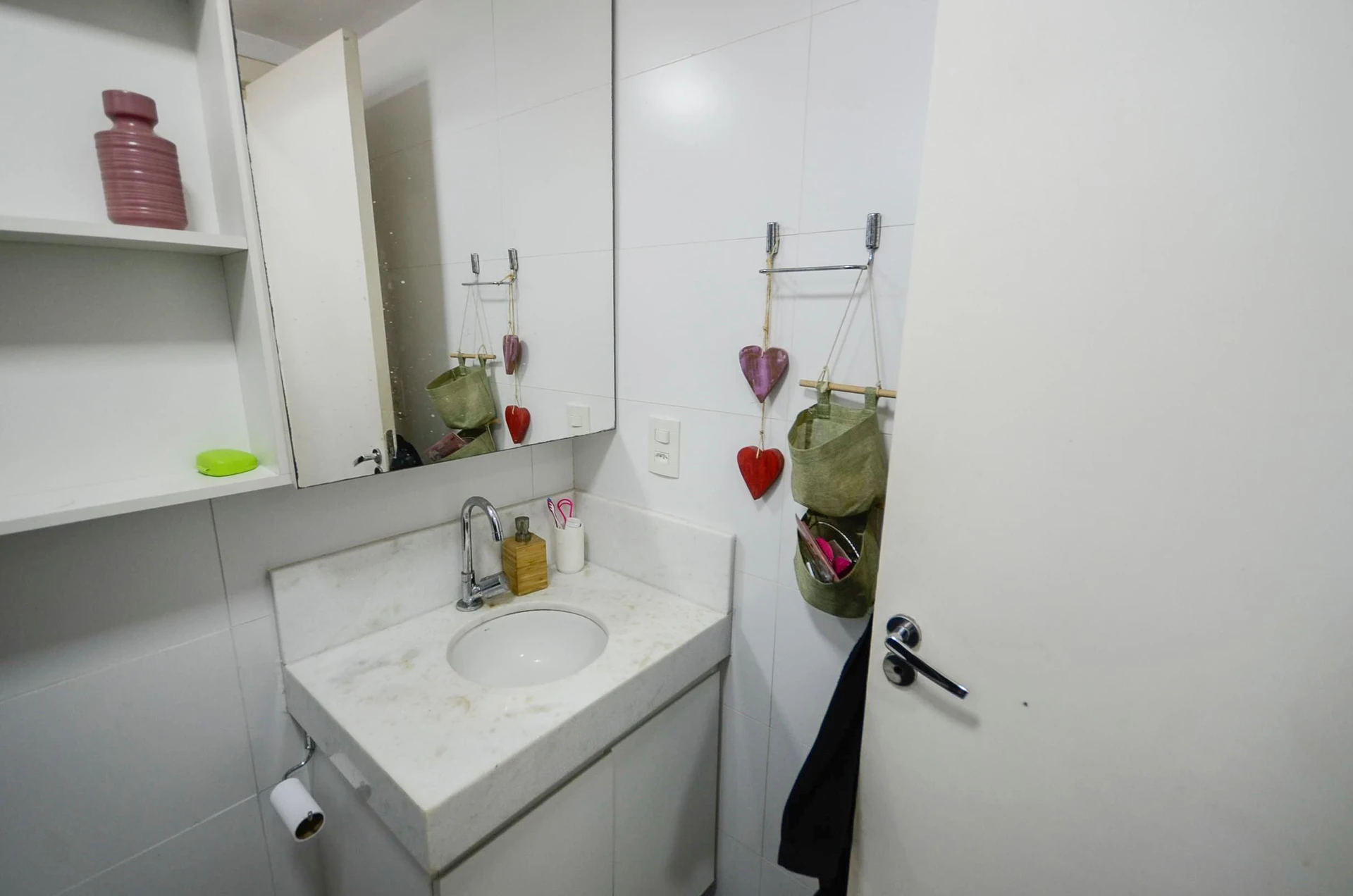 Apartamento mobiliado, 55 m², com janelas do piso ao teto — photo 39
