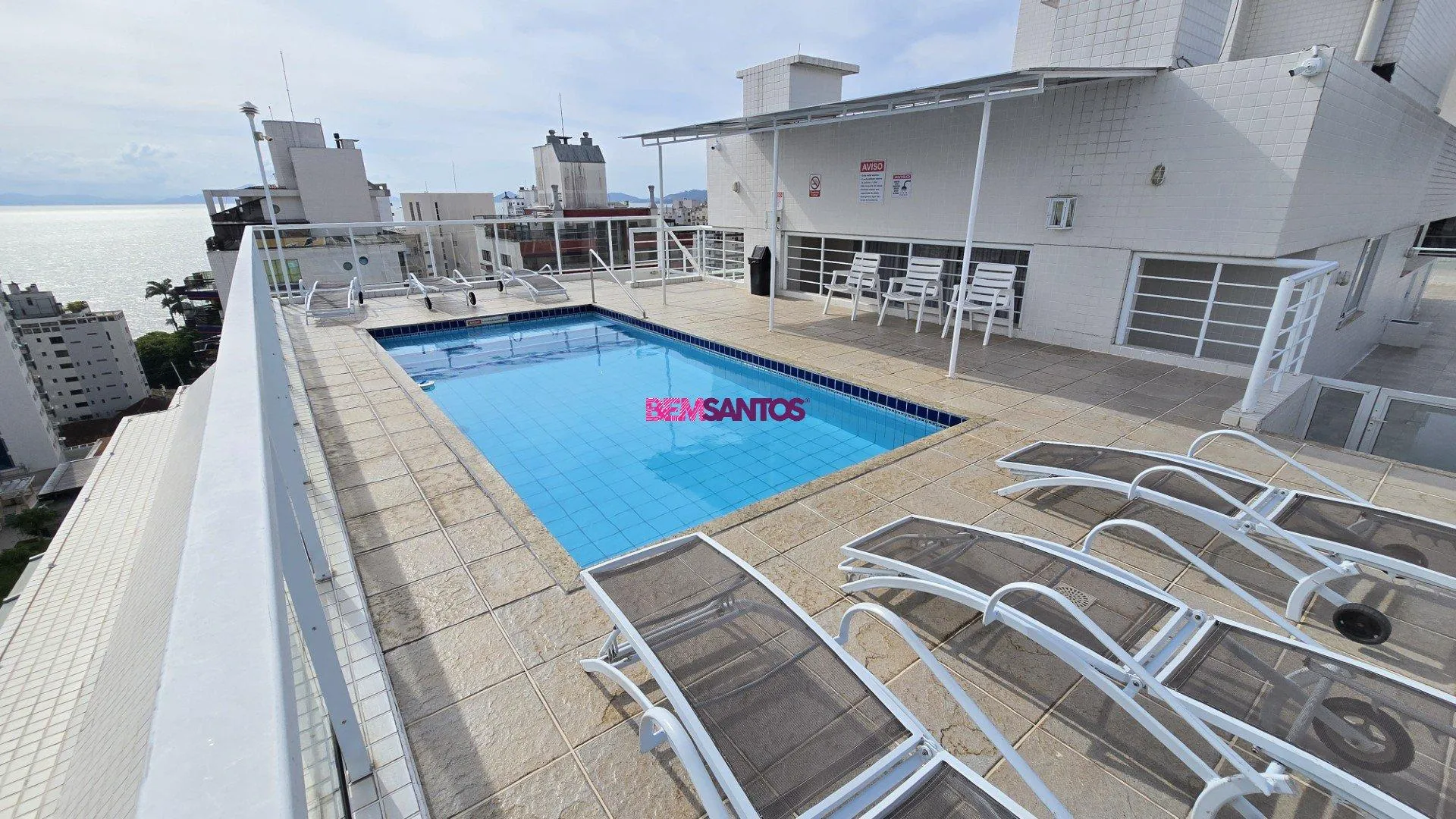 3-bedroom apartment with a water view in Florianópolis — photo 11