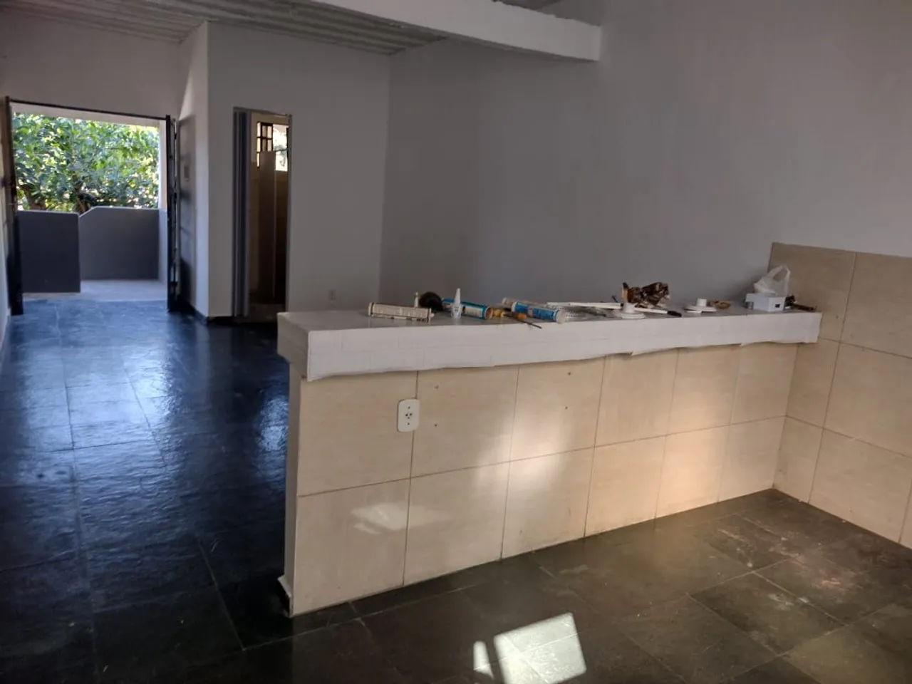 Studio with 1 bedroom and 2 bathrooms plus 1 parking spot — photo 7