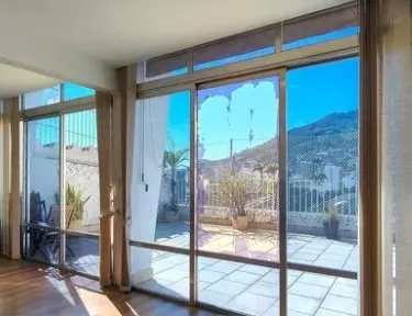 Duplex penthouse with window views and 3 bedrooms