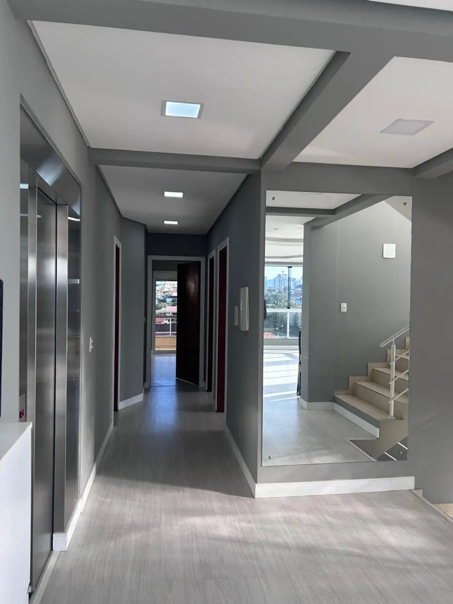 360 m² apartment with 3 bedrooms and 2 parking spots on 5th — photo 31