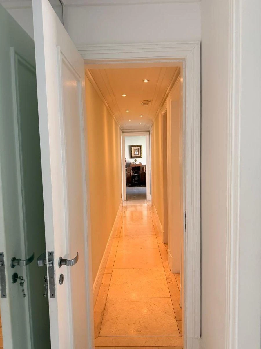 Apartamento mobiliado com 3 quartos e fogão a gás — photo 23