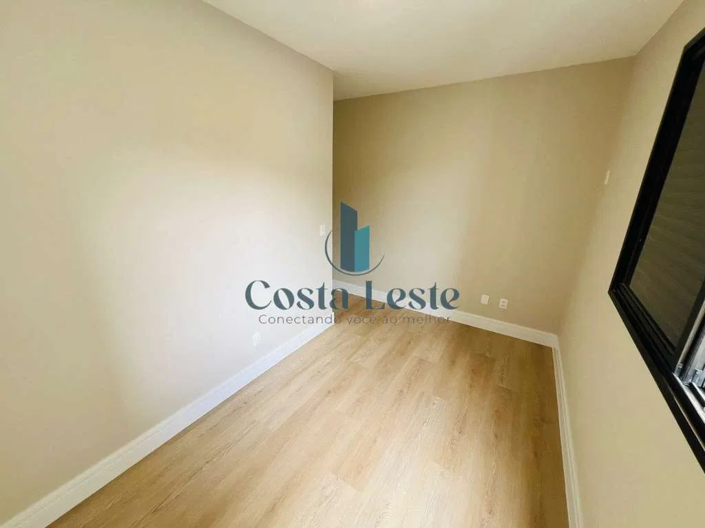 Apartment, 78 m², with a water view — photo 18