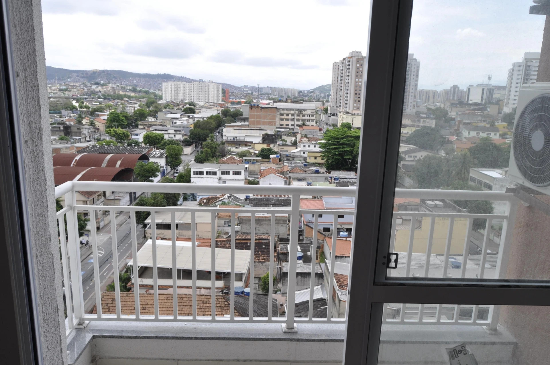 Apartamento sem mobília com 2 quartos e suíte — photo 26