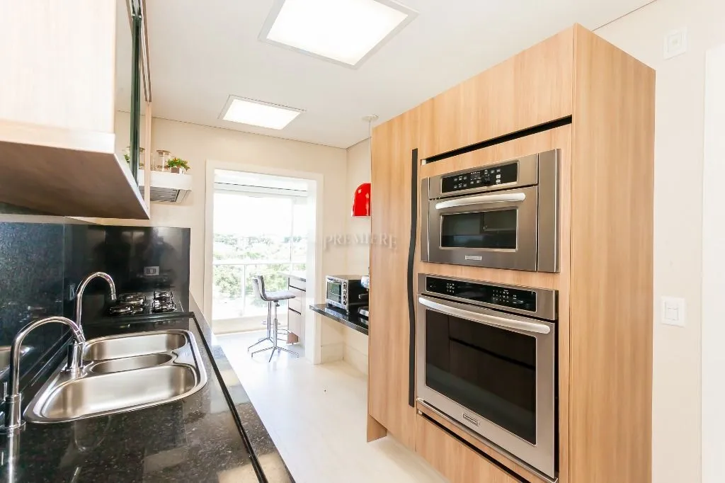Furnished 158 m² apartment with 3 bedrooms and 5 bathrooms — photo 15