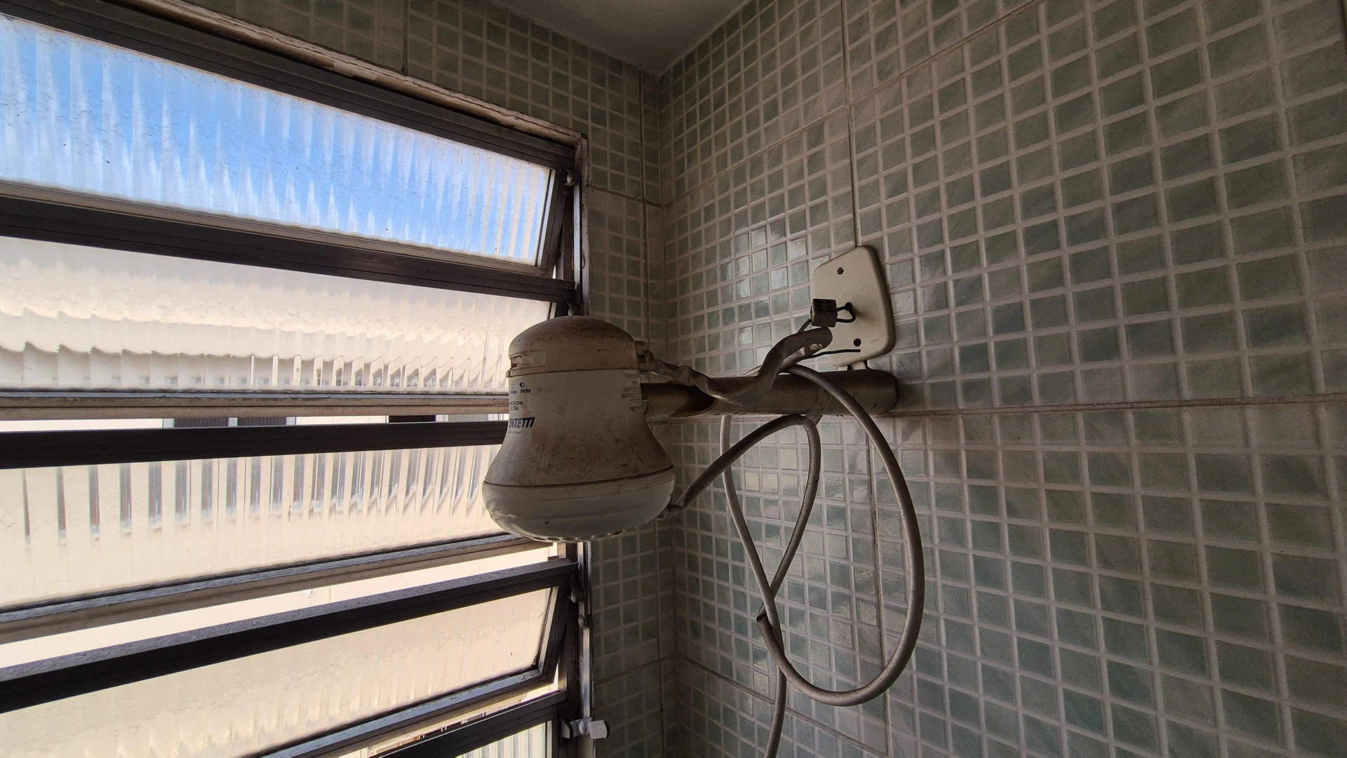 Home office in a 2-bedroom apartment, 43 m² — photo 35