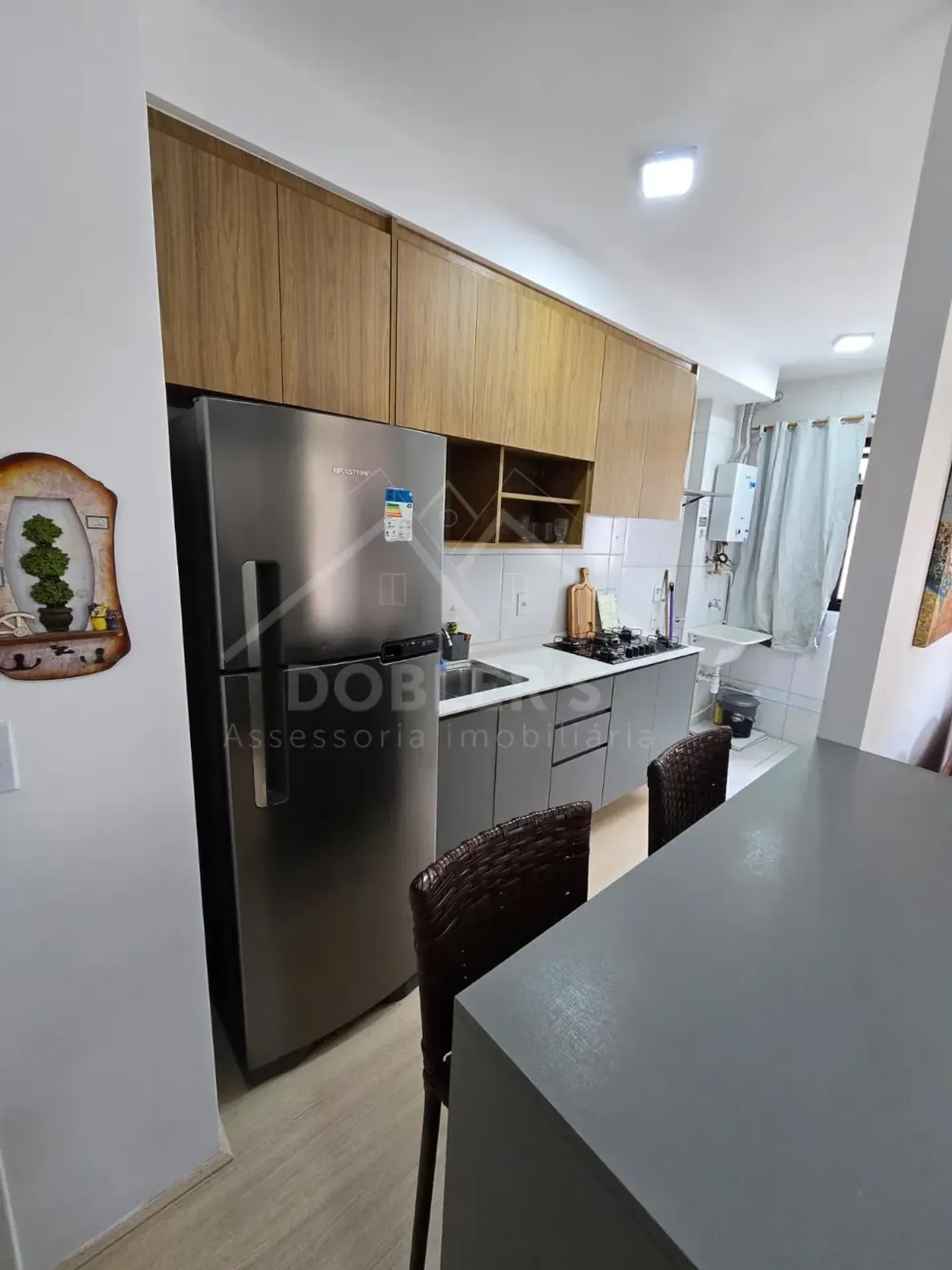 2-bedroom apartment with a mountain view — photo 7