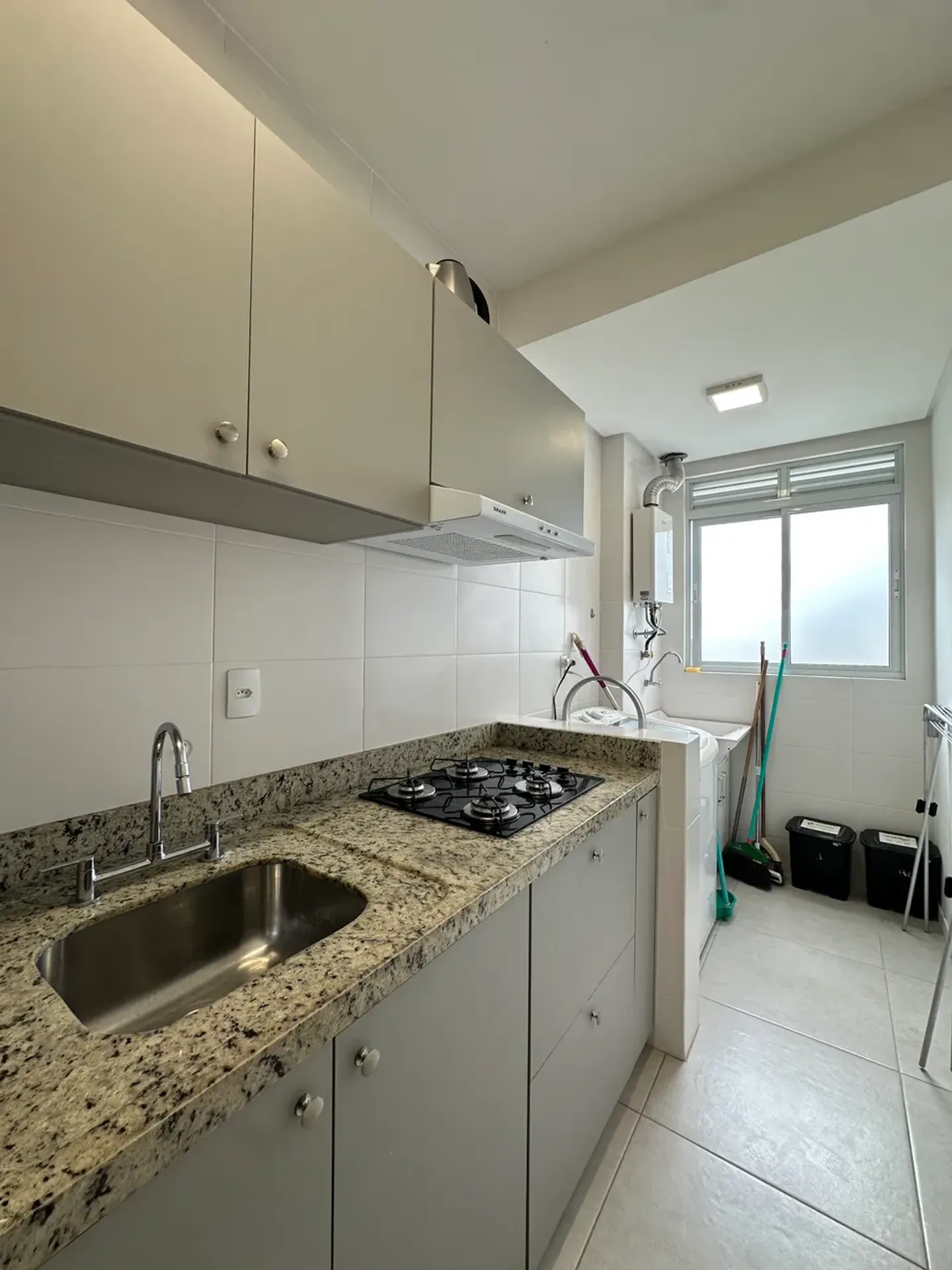 Apartment on the 2nd floor with a mountain view — photo 11