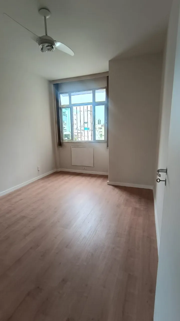 Apartment, 95 m², with wood or laminate floors — photo 10
