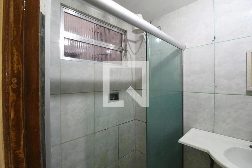 3-bedroom apartment in a building with a pool — photo 22