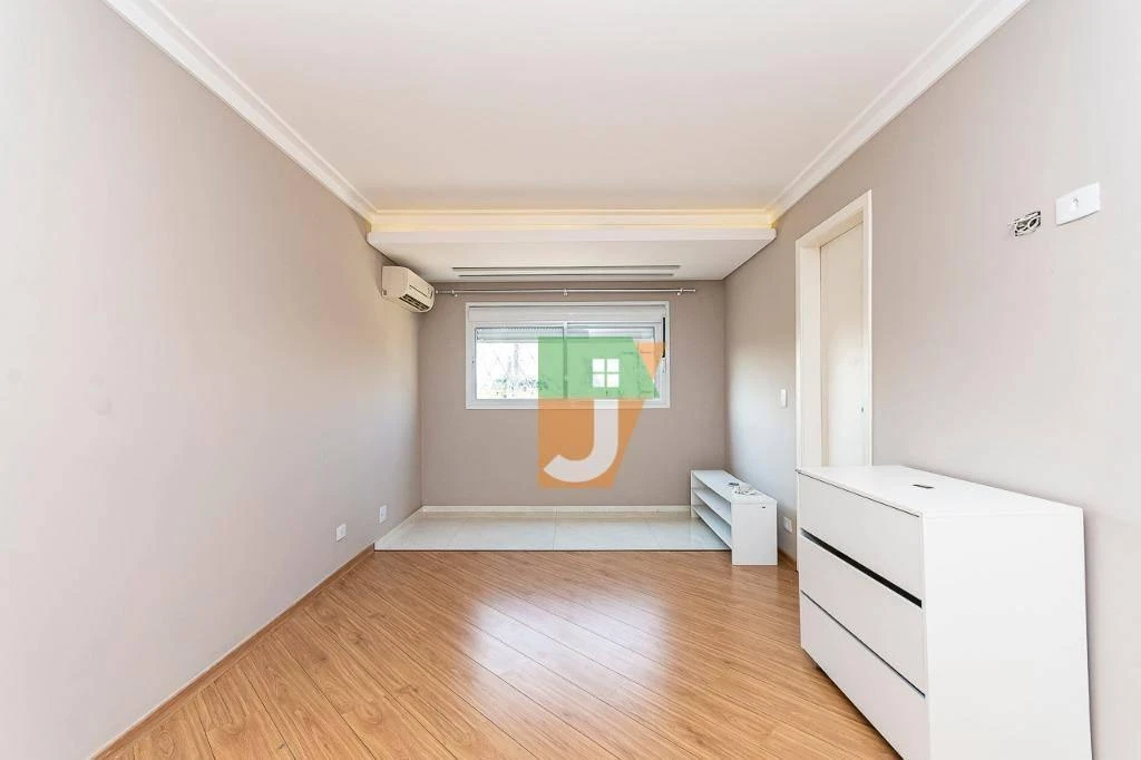 Casa de 4 quartos com banheira, Jardim das Américas — photo 23