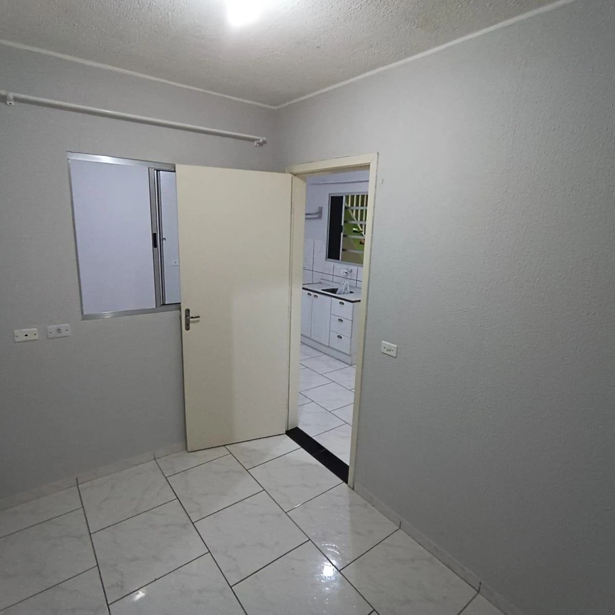 One-bedroom, 30 m² apartment in Curitiba — photo 8