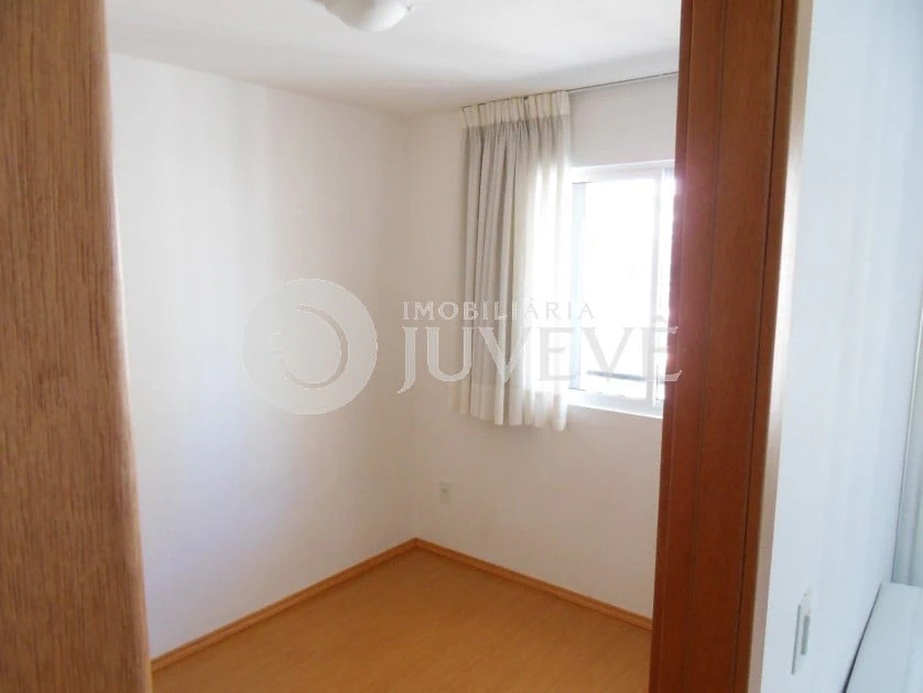 One-bedroom apartment in a building with a sauna — photo 6