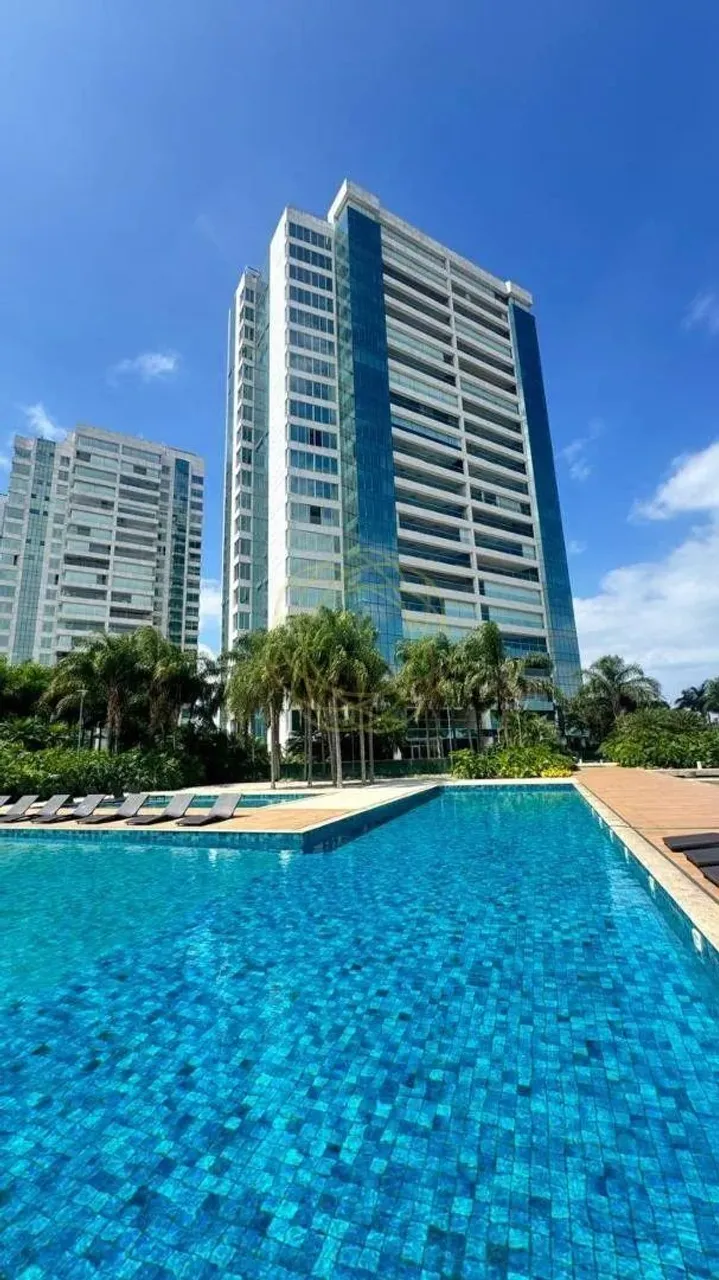 Furnished apartment with 4 bedrooms and 381 m² — photo 15