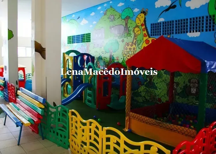 Unfurnished apartment with balcony and 2 parking spaces — photo 36