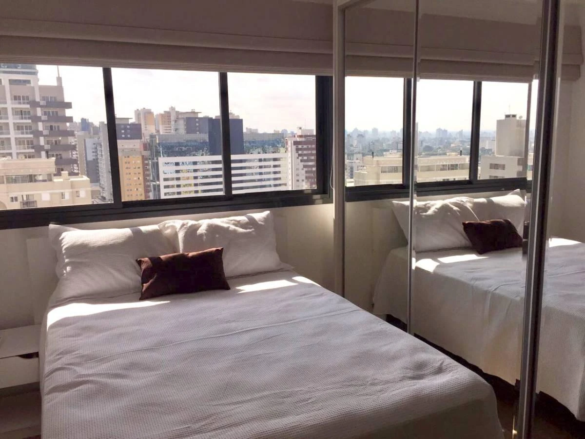 Floor-to-ceiling windows in a one-bedroom apartment, 35 m² — photo 4