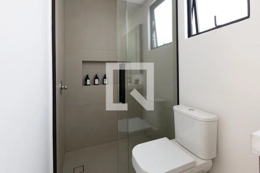 Furnished house with 3 en-suites and 2 parking spots — photo 11