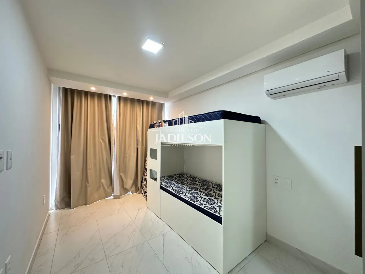 Ванна та 2 спальні: квартира 70 м² — photo 6
