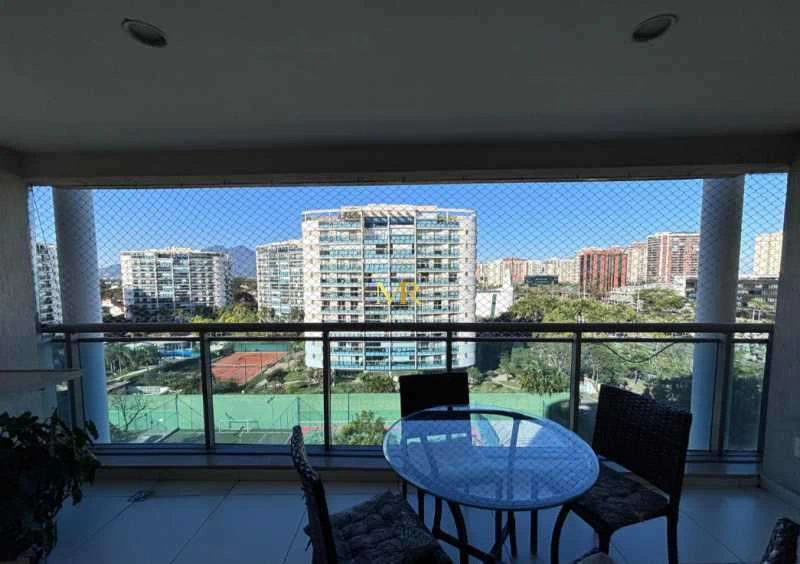 Furnished apartment with 4 en-suite bedrooms and 5 baths — photo 15