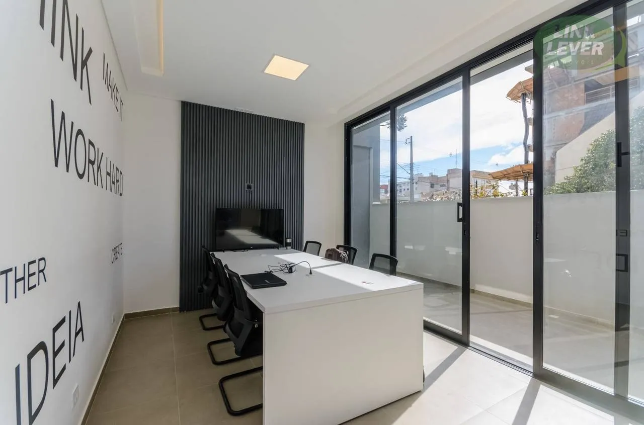 Furnished studio in a building with a coworking space — photo 8