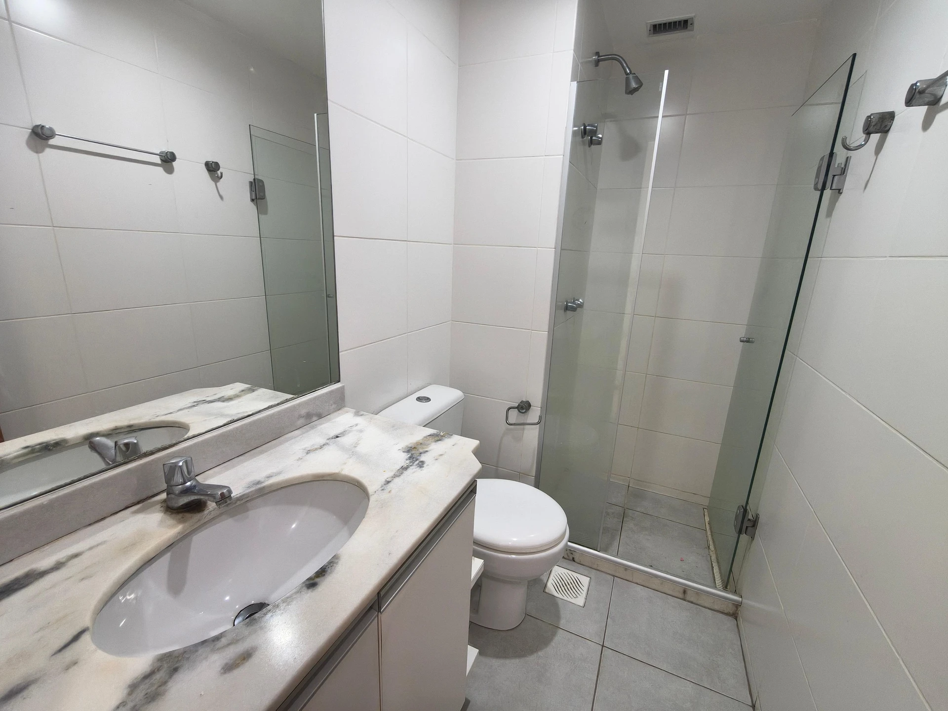 3-bedroom apartment in a building with a sauna — photo 28