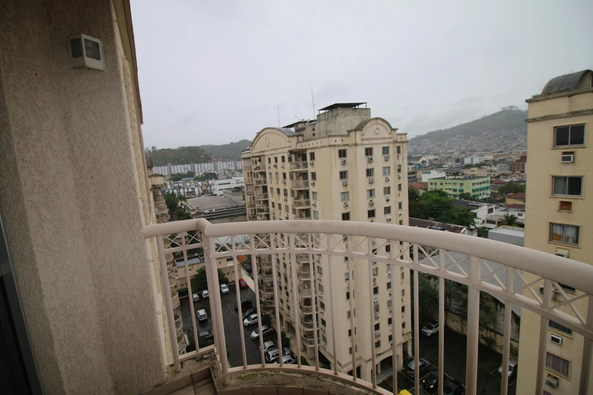 Apartamento de 3 quartos em condomínio com academia — photo 12