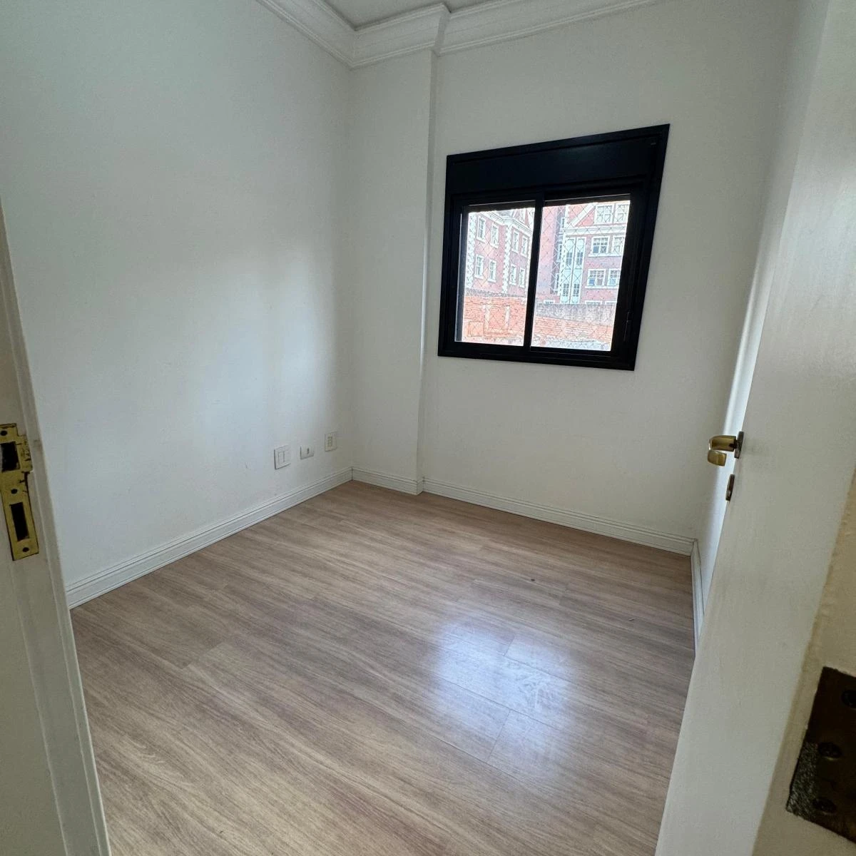 3-bedroom apartment with an en-suite and gas kitchen — photo 25