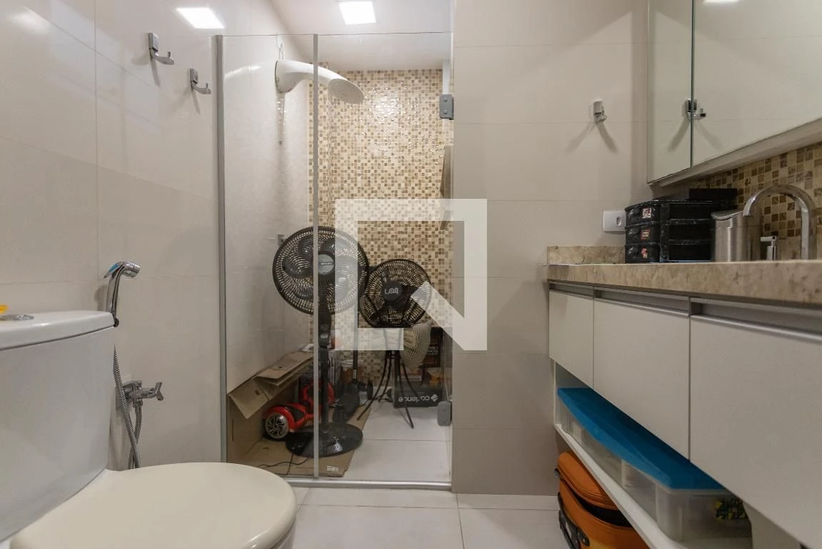 Apartamento mobiliado com 3 quartos, 1 suíte e 3 banheiros — photo 47