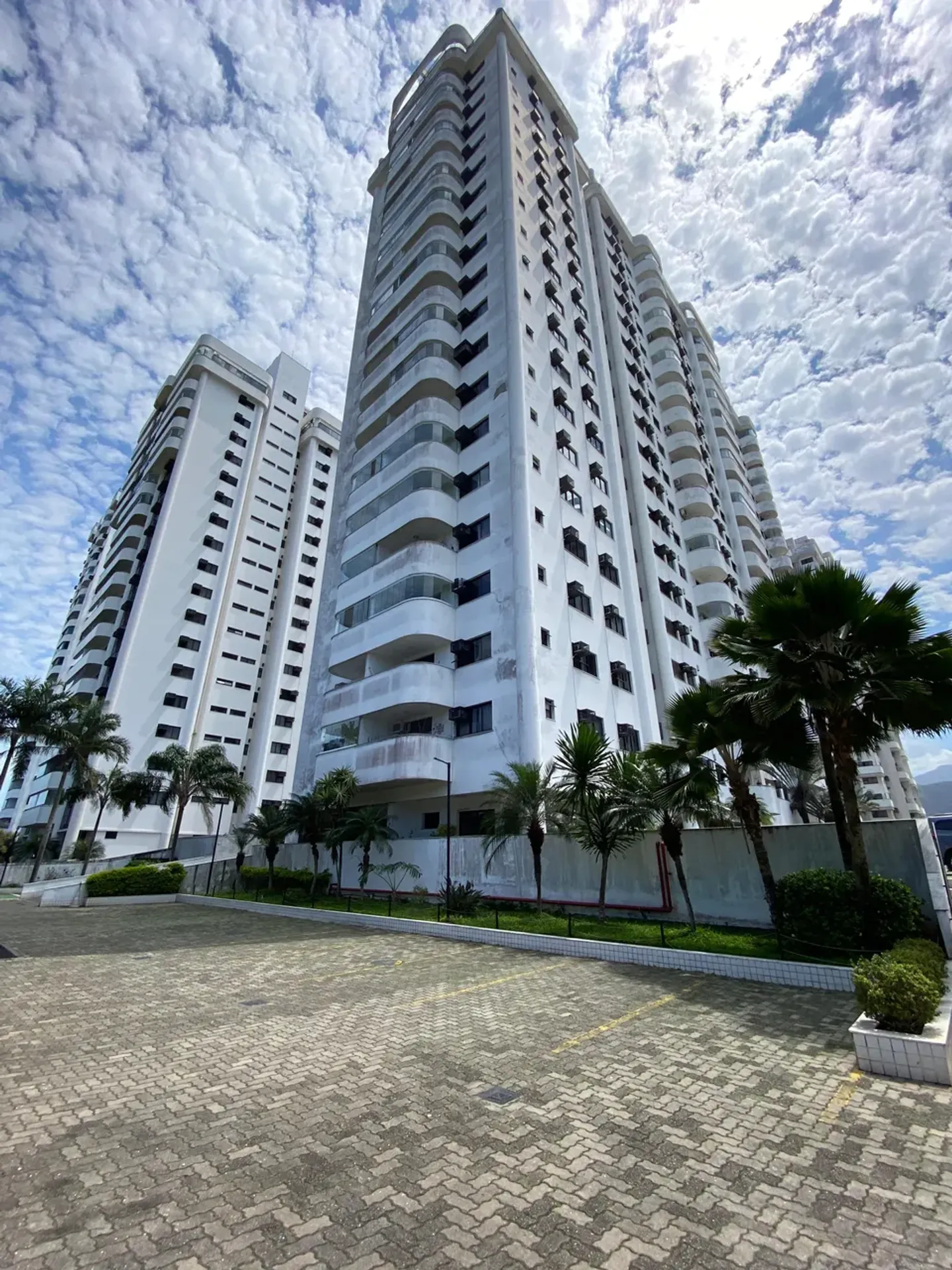 Departamento de 3 dormitorios en edificio con piscina — photo 4
