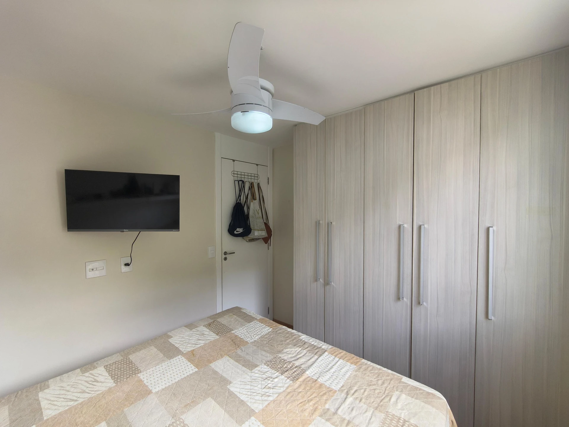 Орендна квартира з 2 спальнями та балконом — photo 14