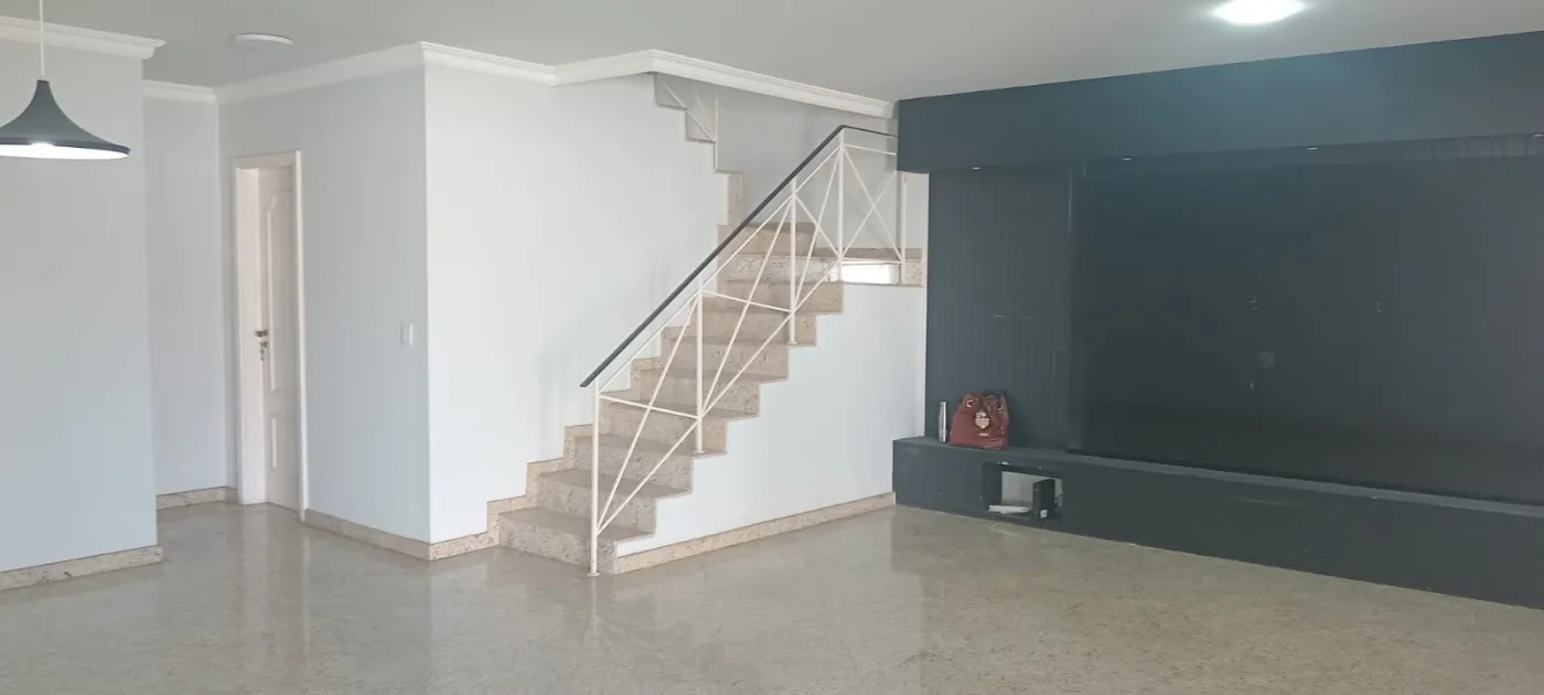 House, 267 m², with a grill on the balcony — photo 13