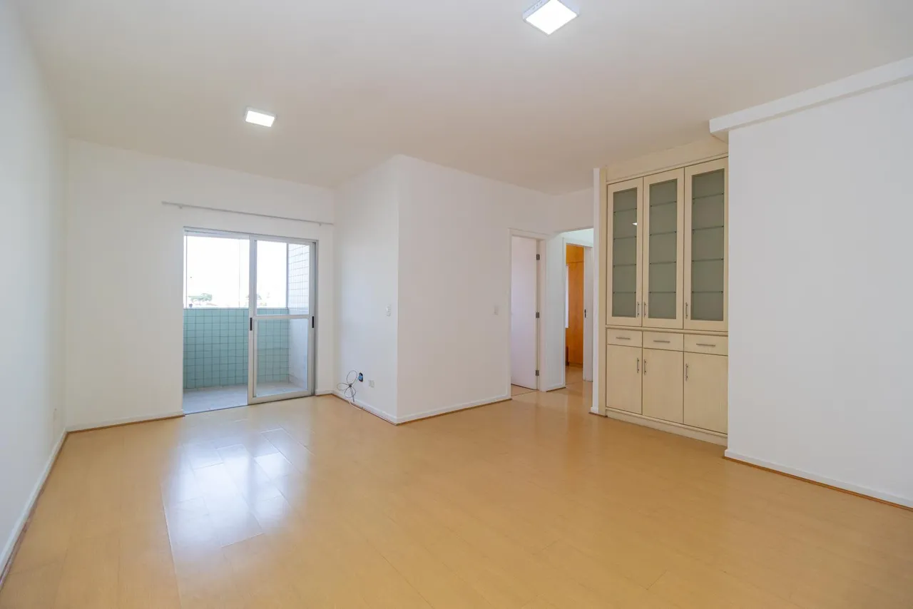 3-bedroom apartment with 2 bathrooms and balcony grill — photo 5