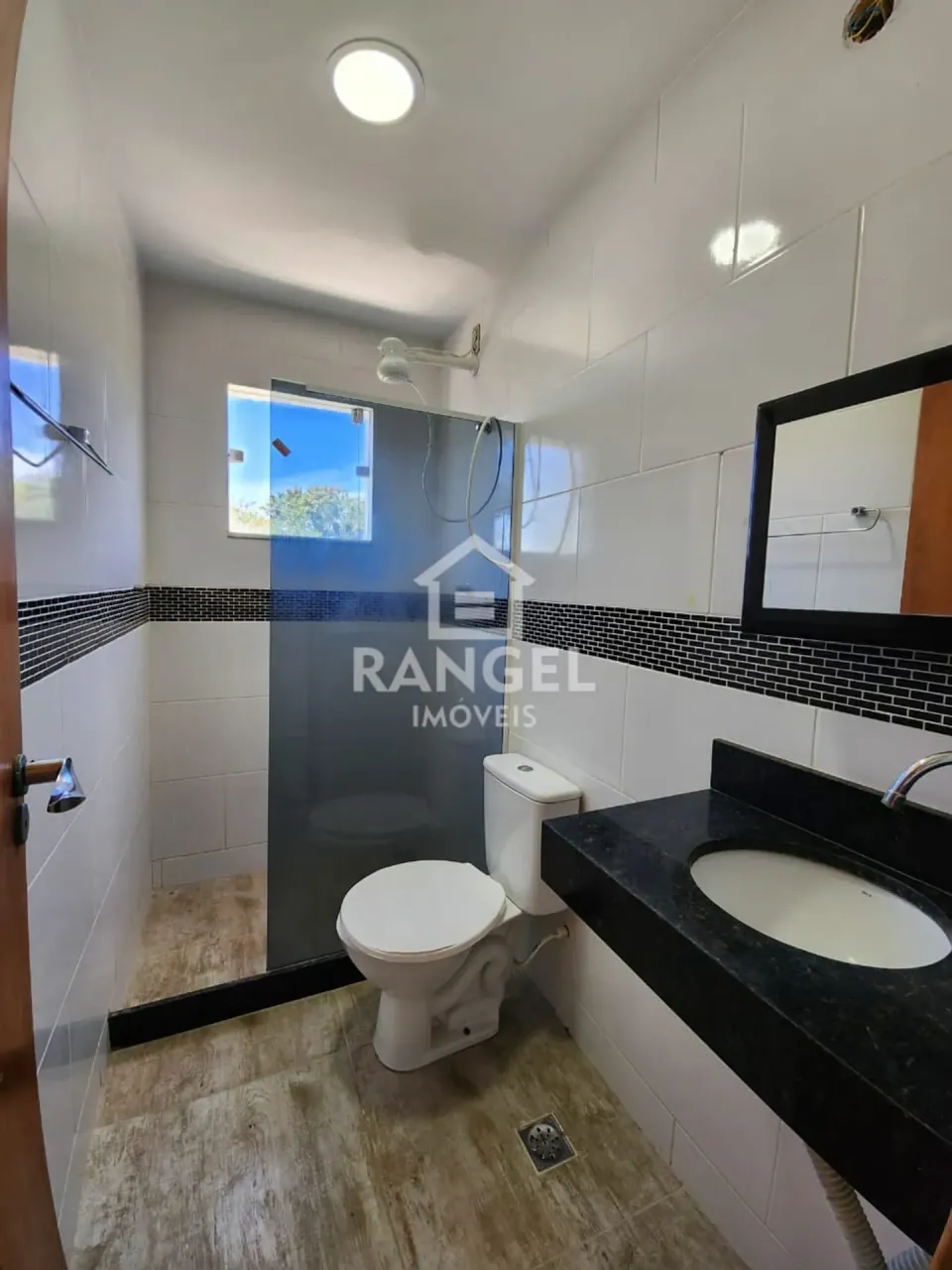 Casa com 3 quartos e varanda, 2 vagas, 3 banheiros — photo 16