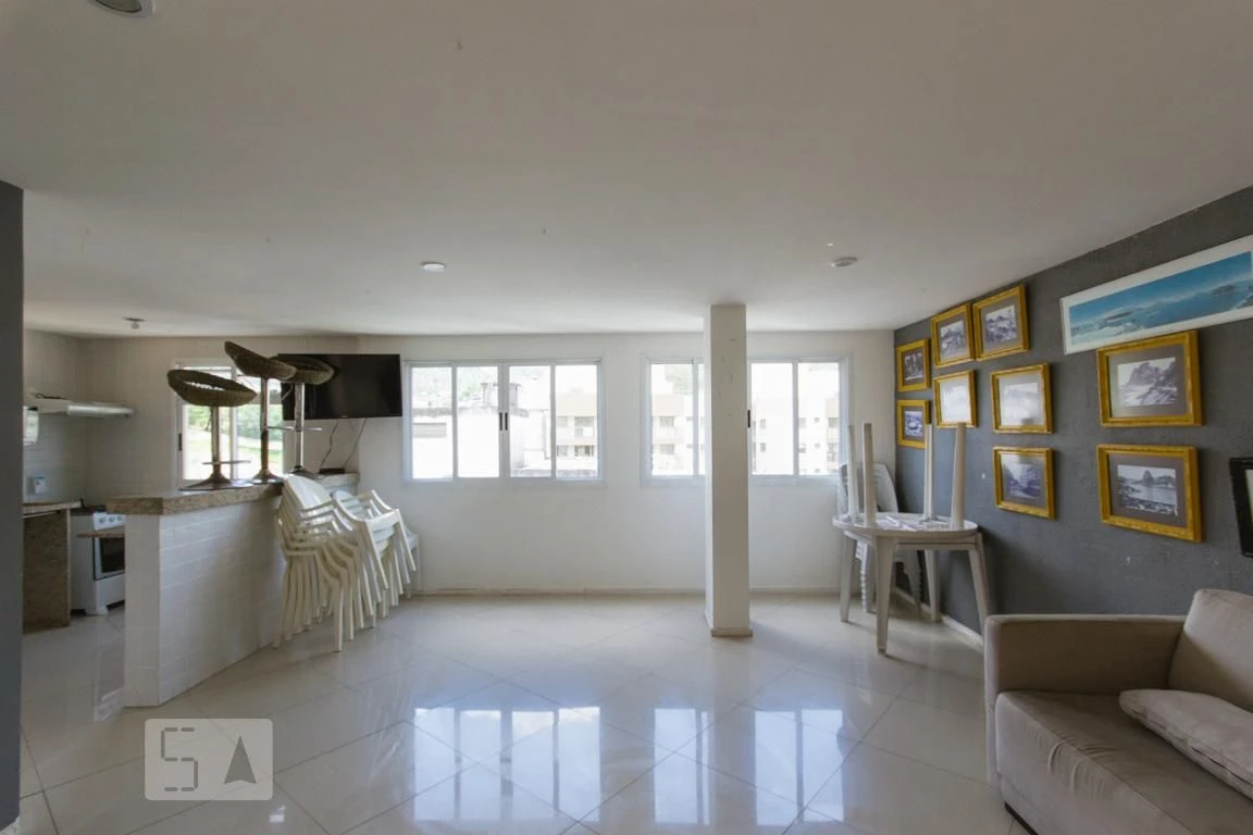 2-bedroom apartment with condo BBQ area and 1 parking spot — photo 47