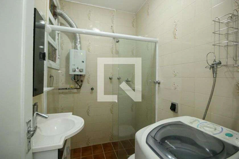 Kitnet mobiliada com máquina de lavar e armários embutidos — photo 5