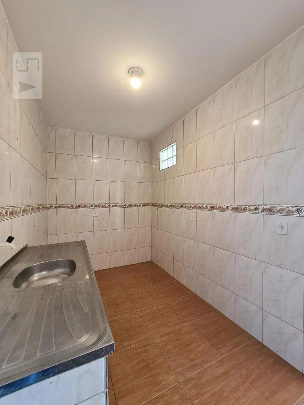 Unfurnished 1-bedroom apartment with 1 bath and no parking — photo 15