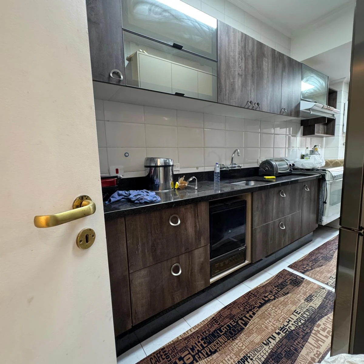 3-bedroom apartment with an en-suite and gas kitchen — photo 2