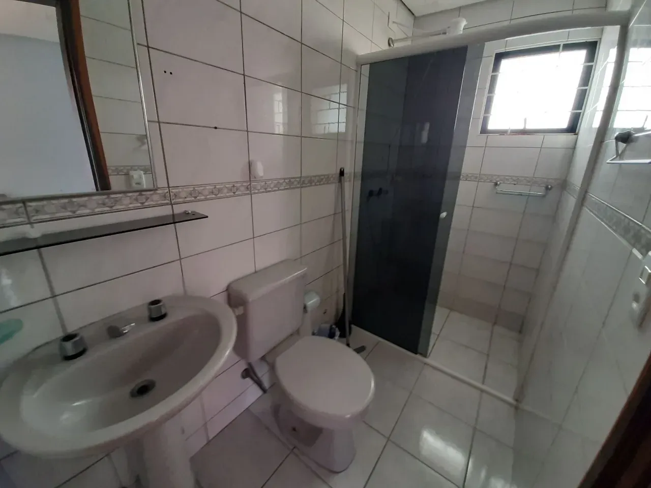 House with 3 bedrooms, 1 en-suite, private garden — photo 24