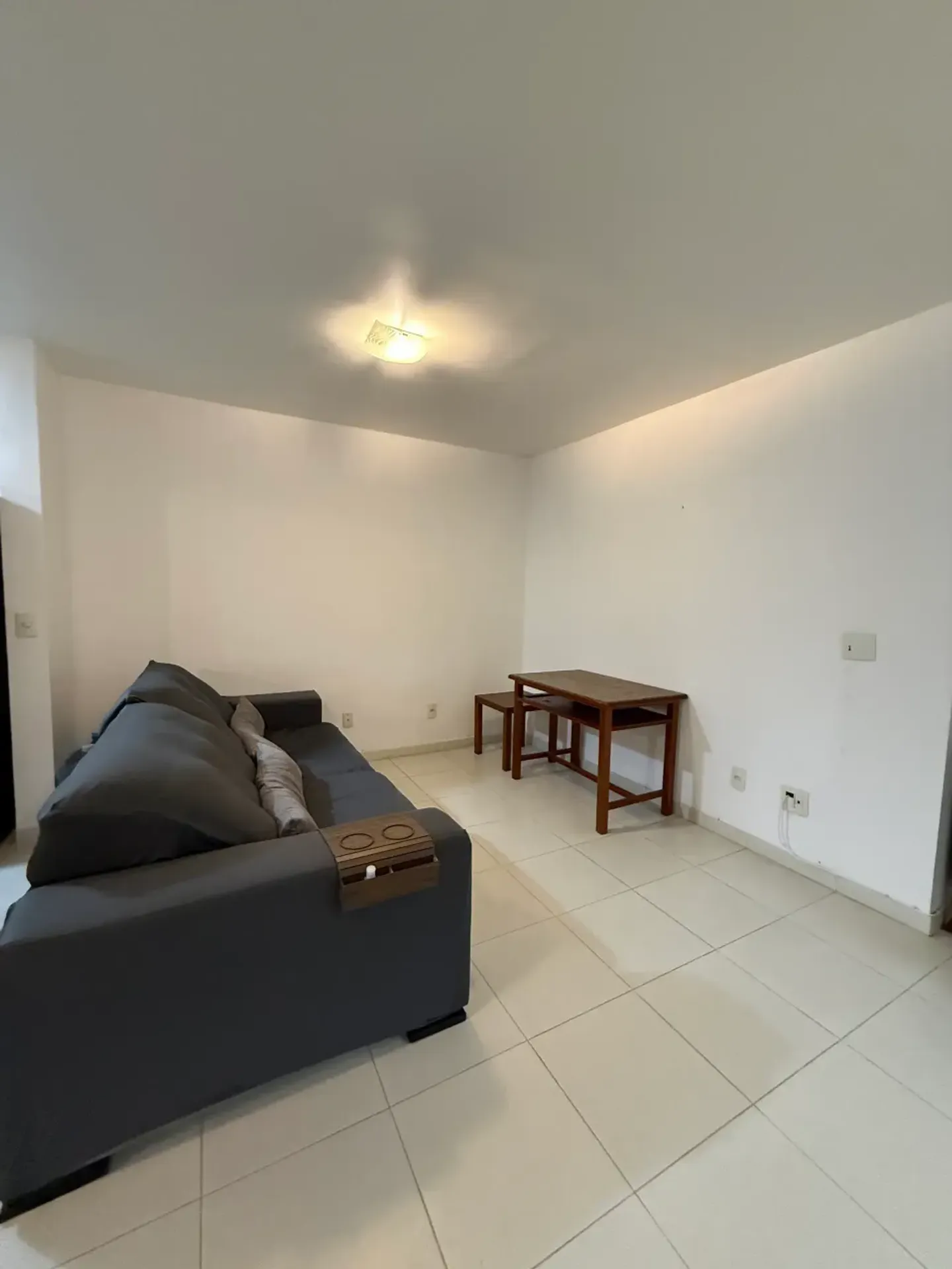 One-bedroom apartment in a building with a sauna — photo 12