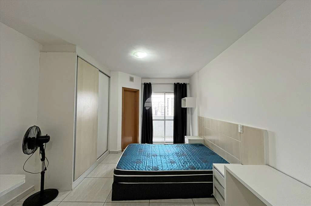 Furnished 37 m² 1-bedroom with a gas kitchenette — photo 3