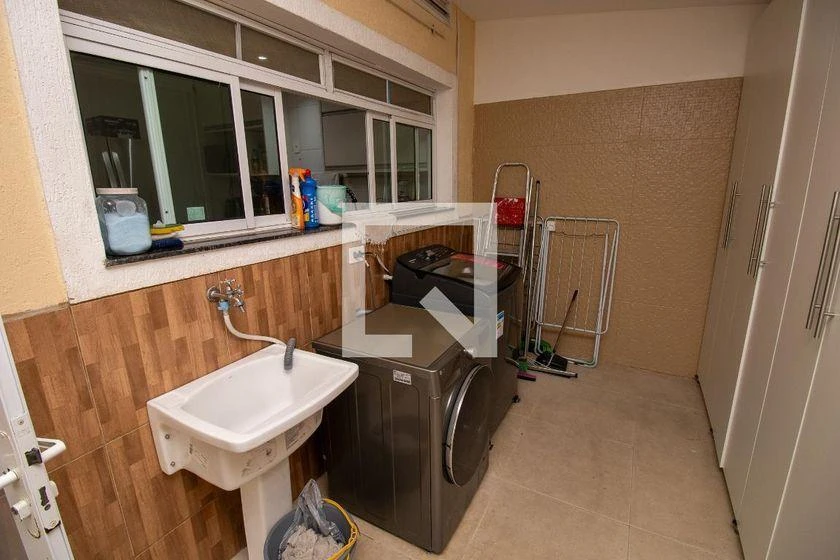 Apartamento mobiliado com 300 m² e 4 quartos, 3 suítes — photo 21