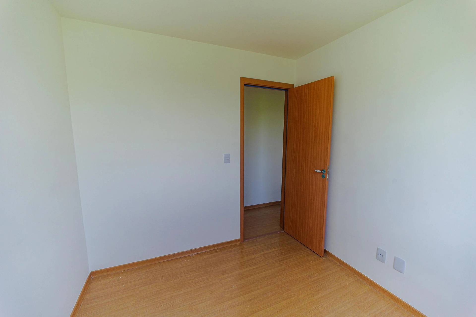 Apartment, 45 m², with wood or laminate floors — photo 17