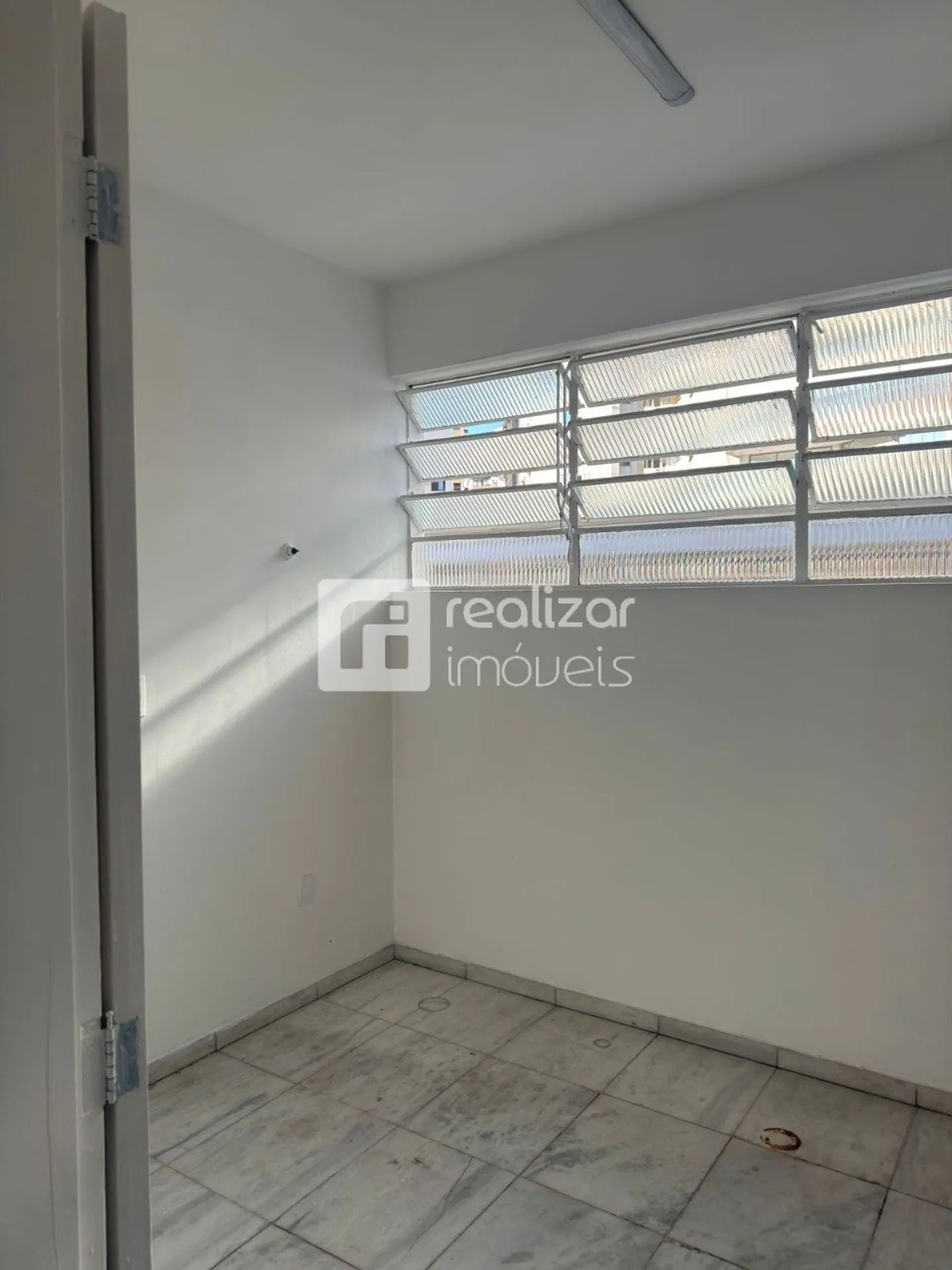 Casa mobiliada de 490 m² com 5 quartos e 2 vagas — photo 3