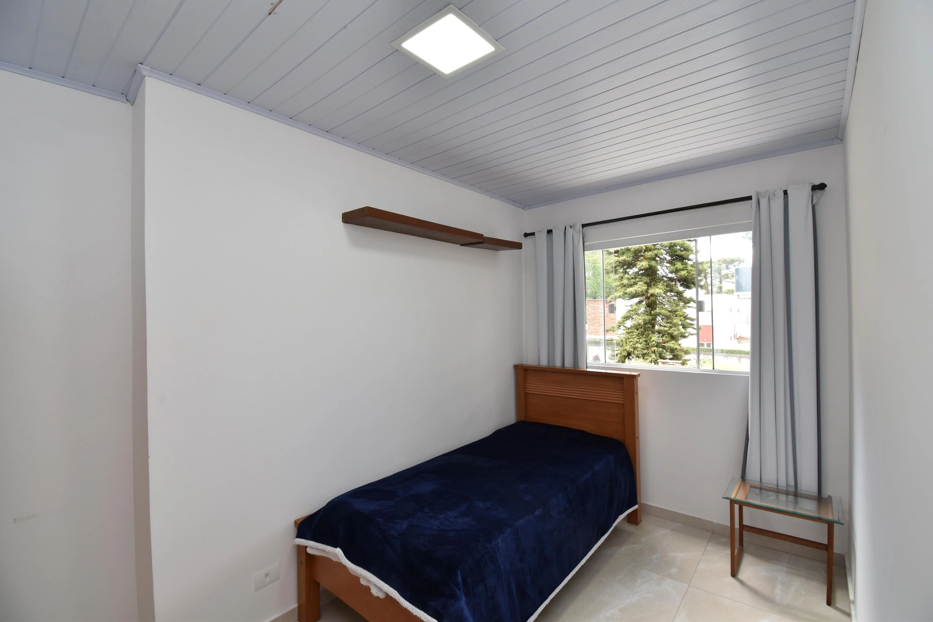 Furnished 2-bedroom apartment, 60 m² — photo 4
