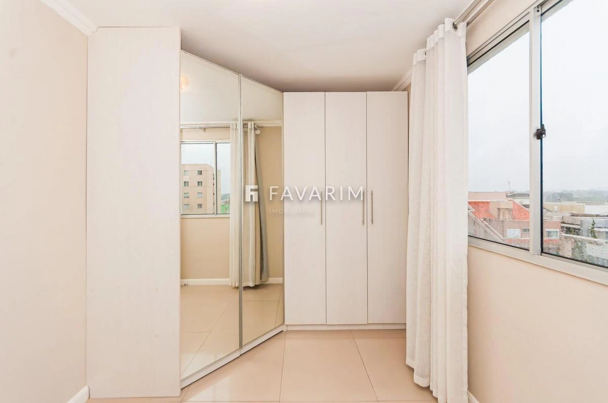 3-bedroom apartment in a building with a pool — photo 23
