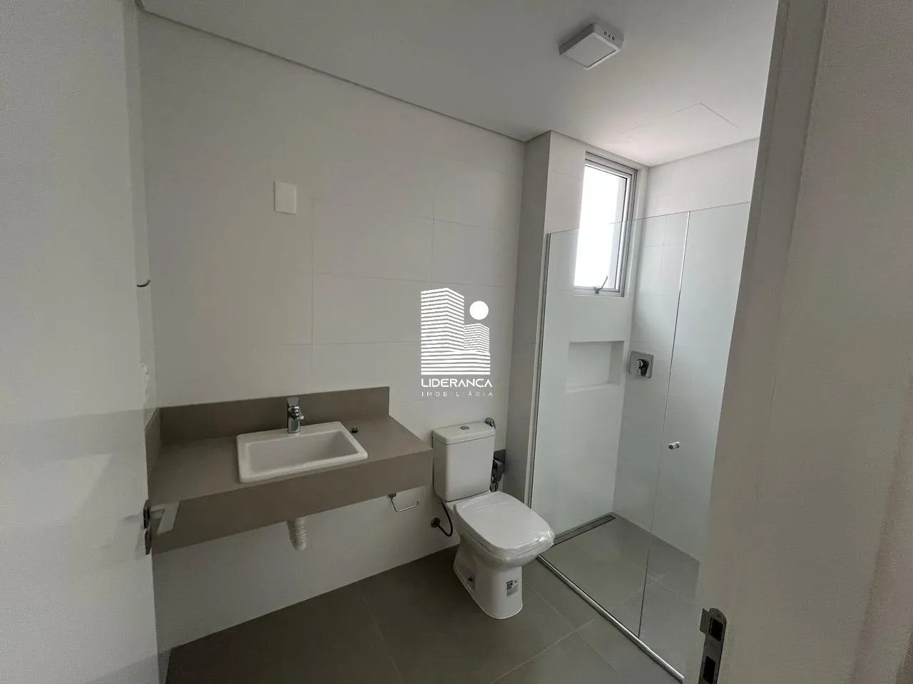 Меблированная квартира 203 м²: 3 спальни с ванными и 1 место — photo 13