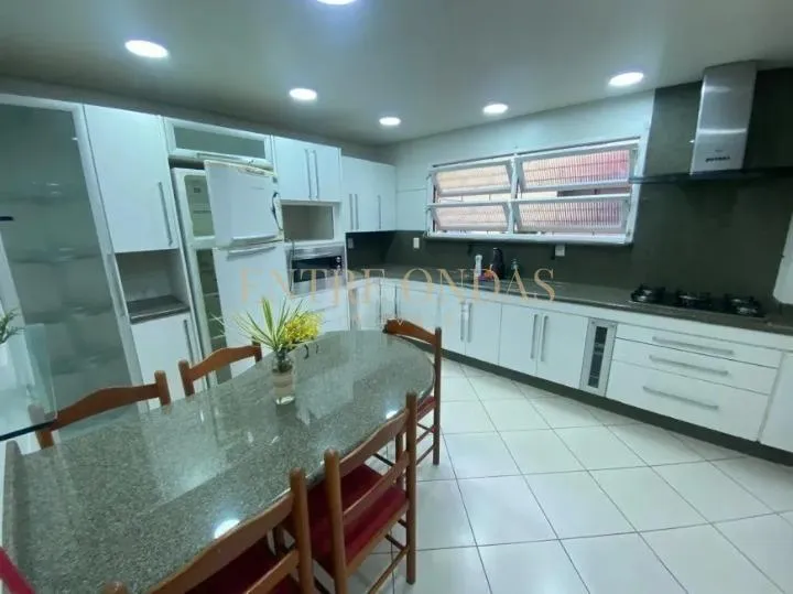 Furnished house, 164 m², with a walk-in closet — photo 2